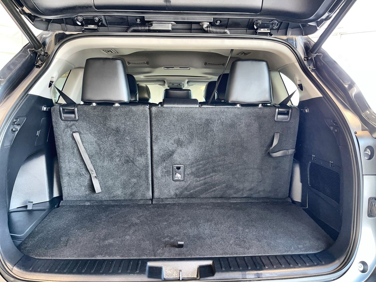 2020 Toyota Highlander in Regina, Saskatchewan