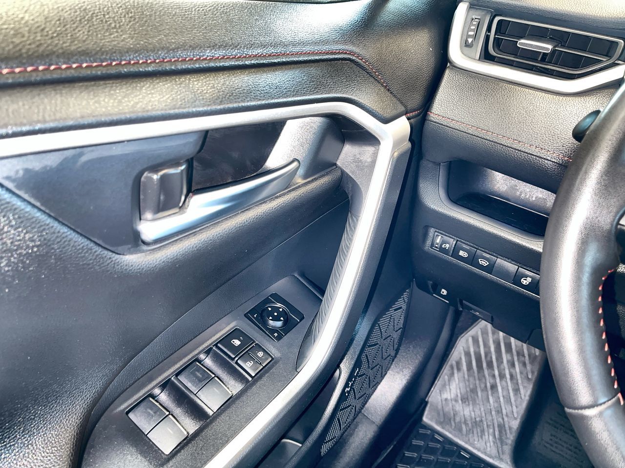 2024 Toyota RAV4 Hybrid