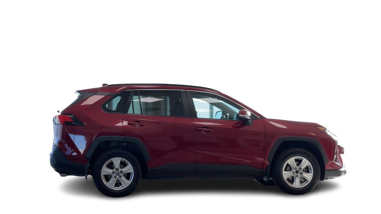 Toyota RAV4  2020 à Regina, Saskatchewan