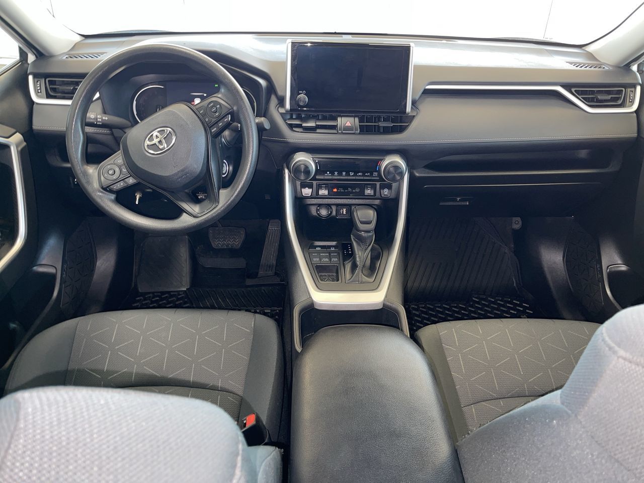 Toyota RAV4  2023 à Regina, Saskatchewan