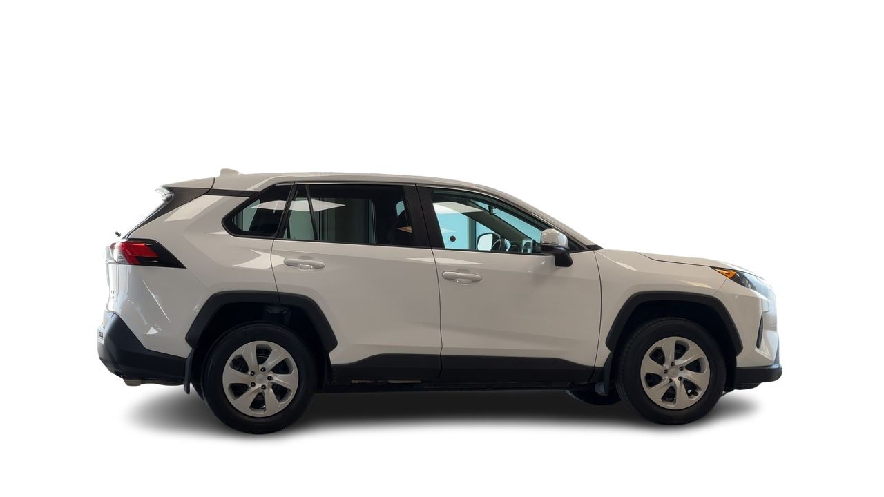 Toyota RAV4  2023 à Regina, Saskatchewan