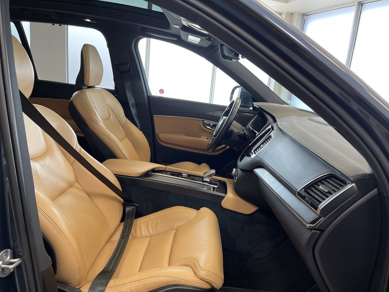 2025 Volvo XC90