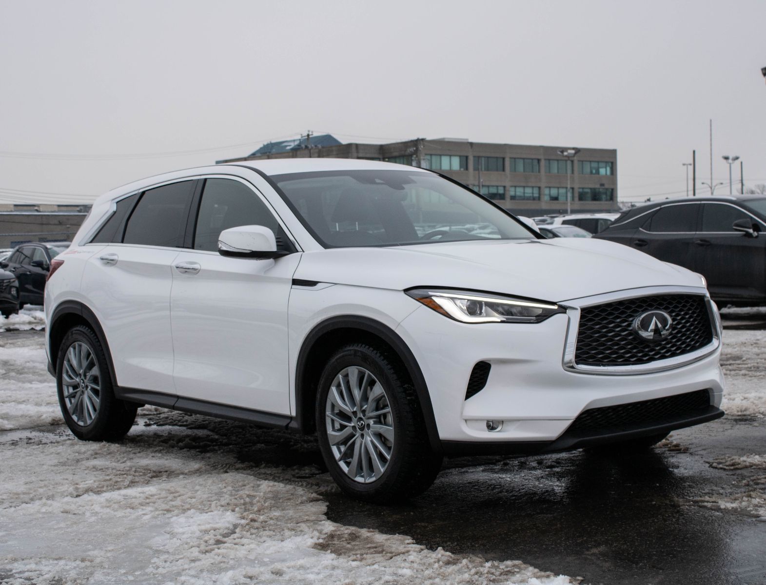 Infiniti QX50 PURE 2025 — photo 2