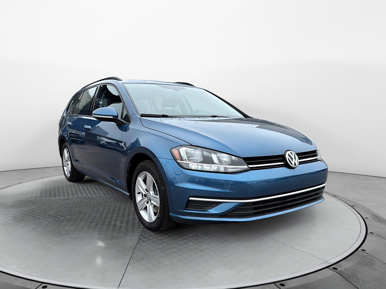 Volkswagen Golf SportWagen 2019 — photo 2