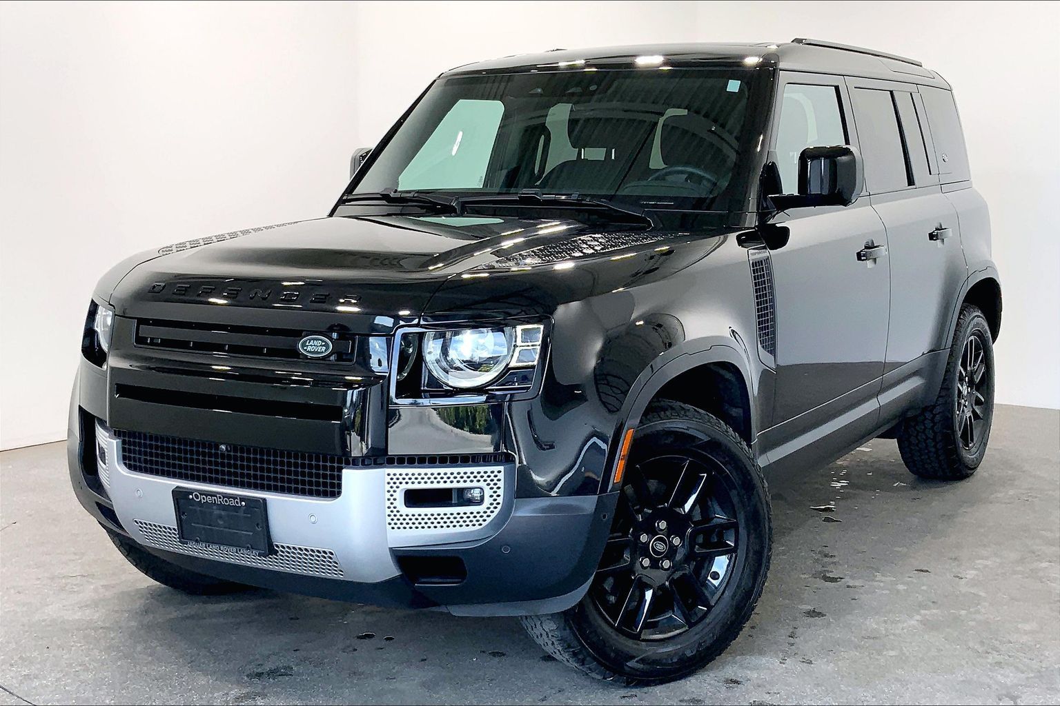 2023 Land Rover Defender 110 P300 S (2)