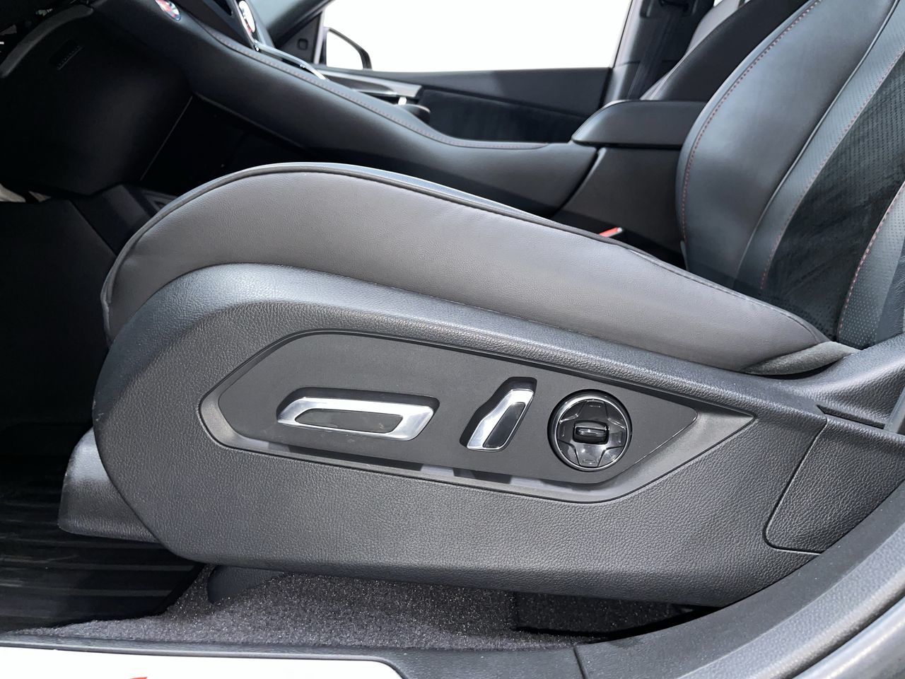 2023 Acura RDX