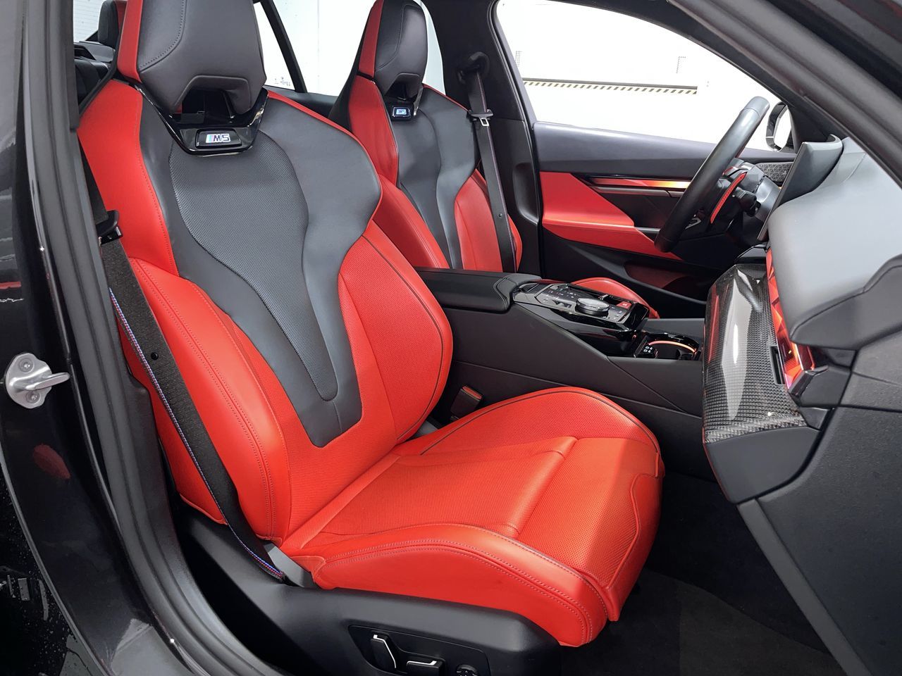 2025 BMW M5