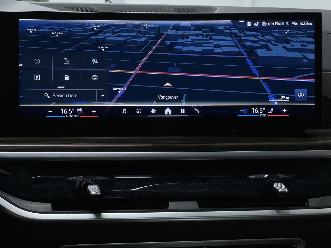 2024 BMW X7