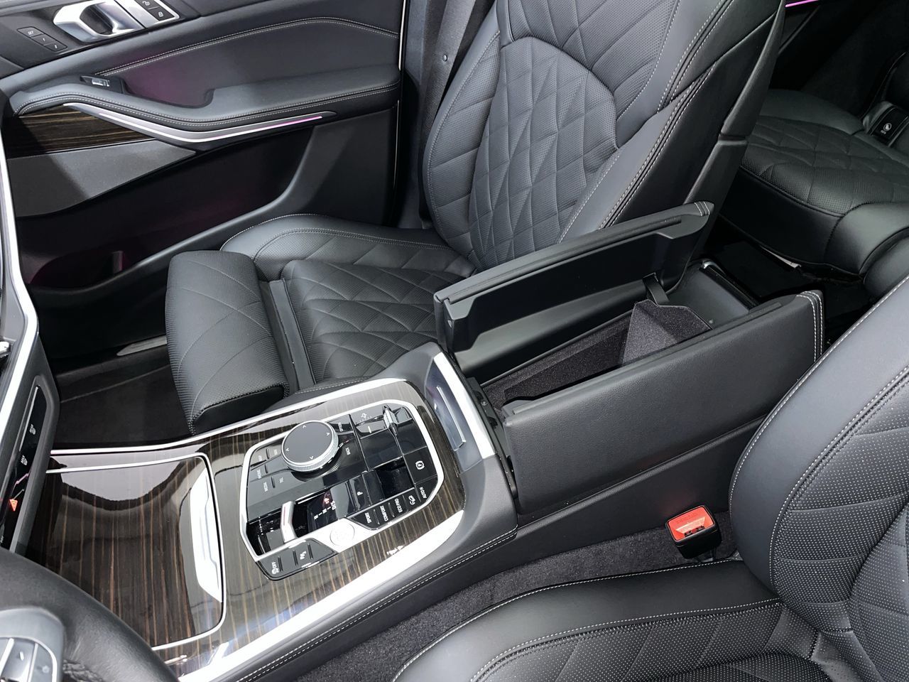 2024 BMW X7
