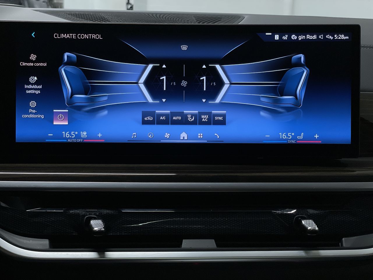 2024 BMW X7