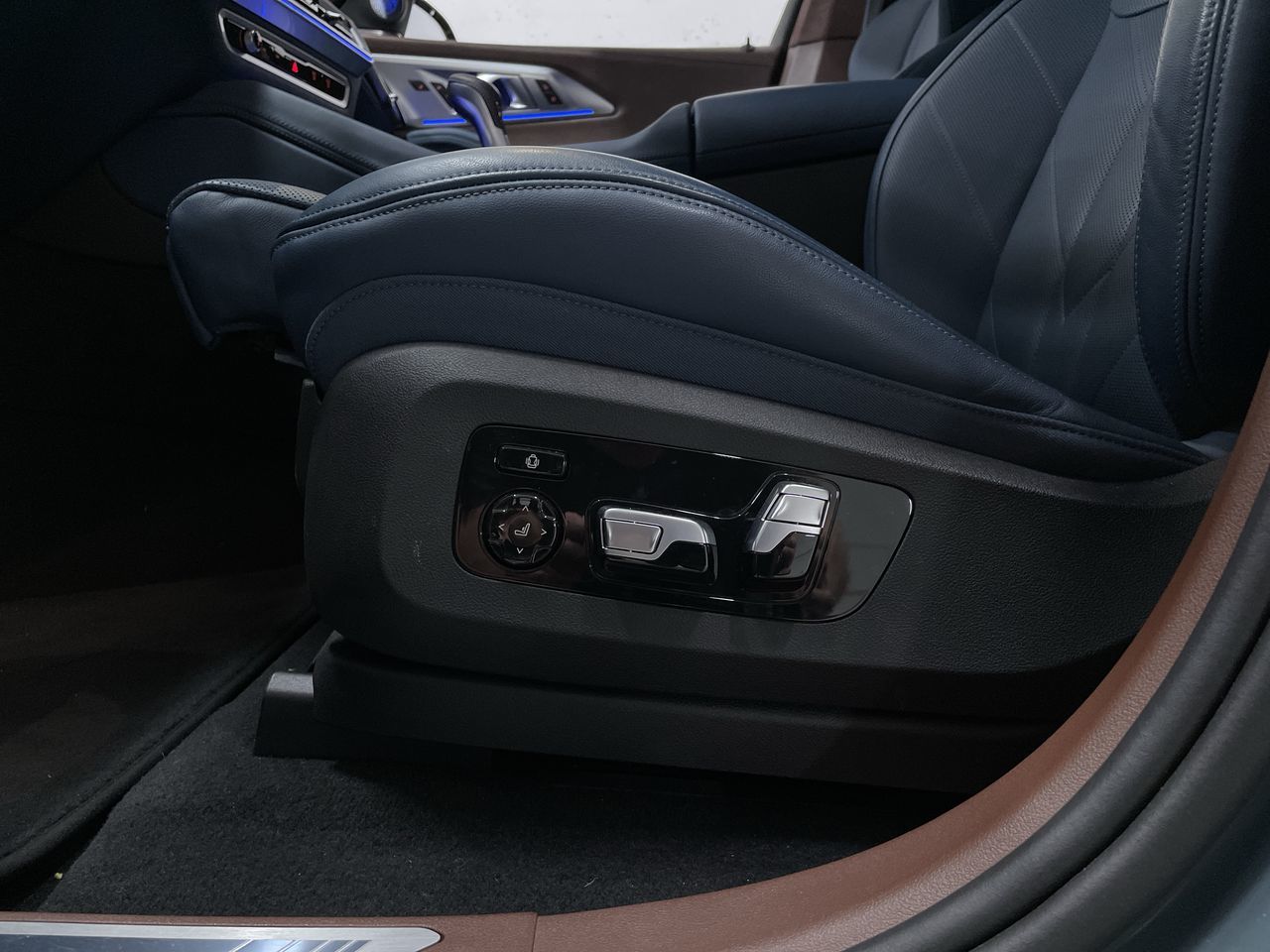 2023 BMW XM in Vancouver, British Columbia