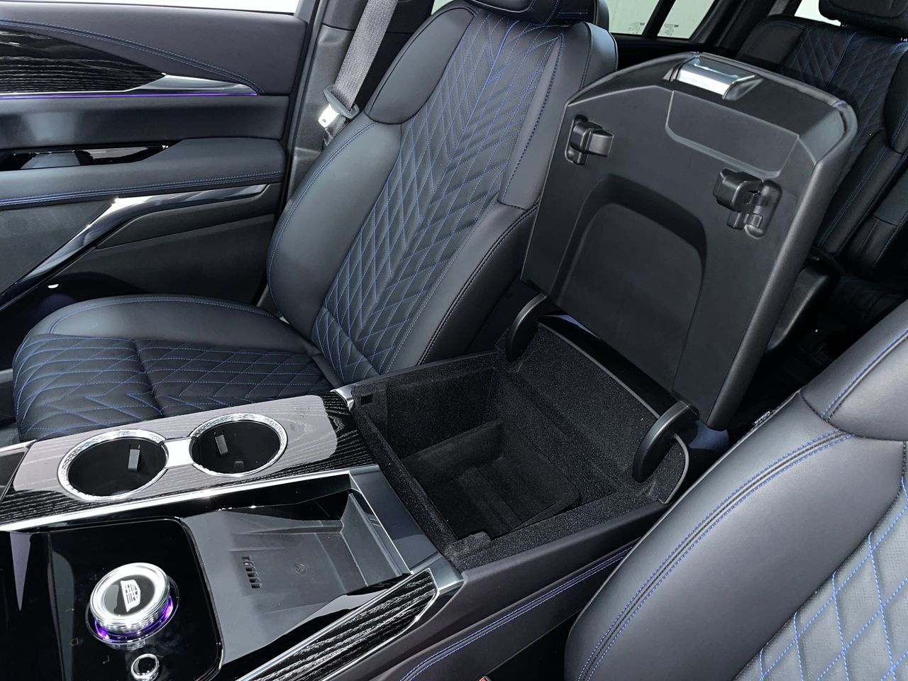 2025 Cadillac Escalade iQ