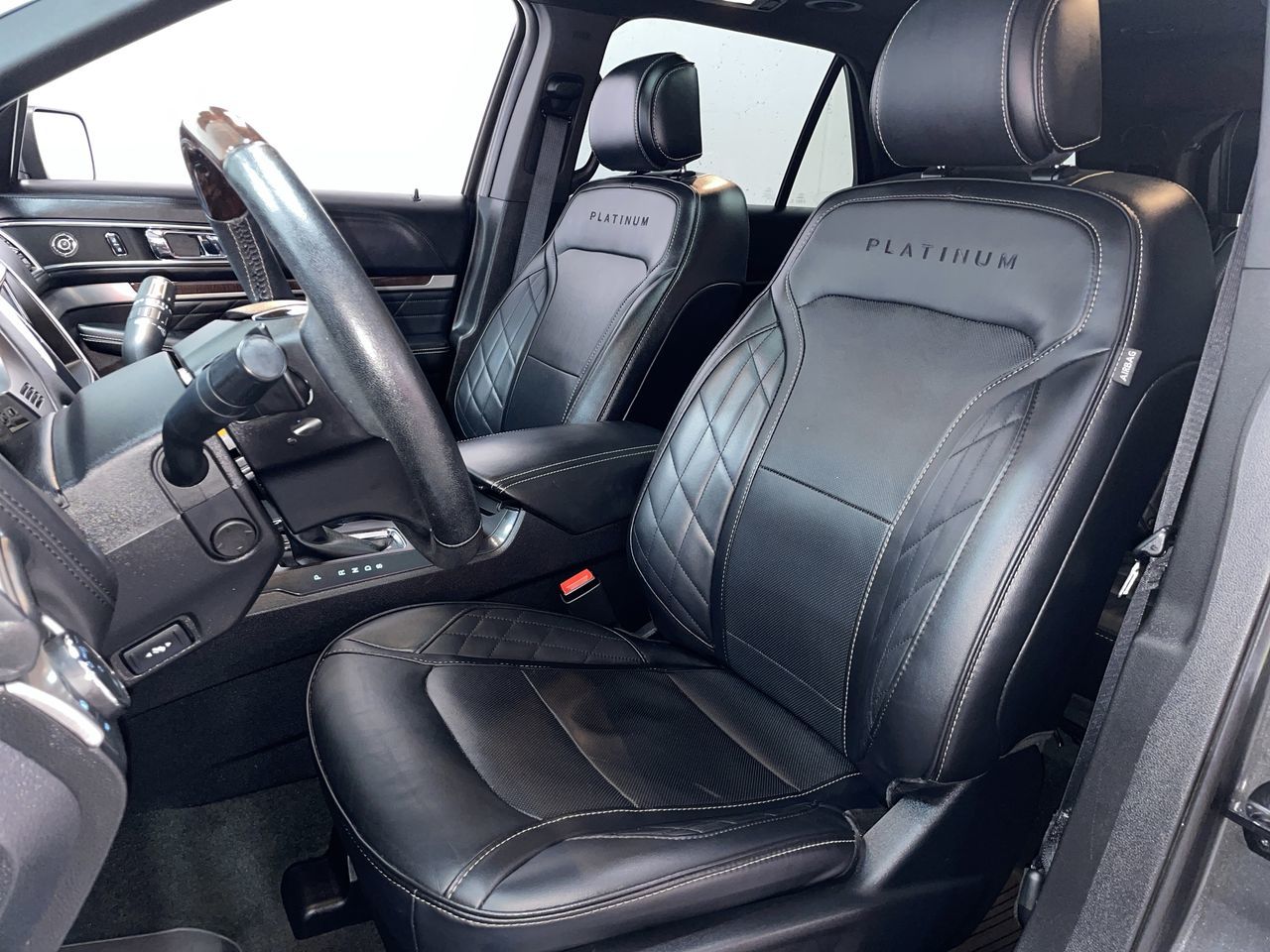 2017 Ford Explorer in Vancouver, British Columbia
