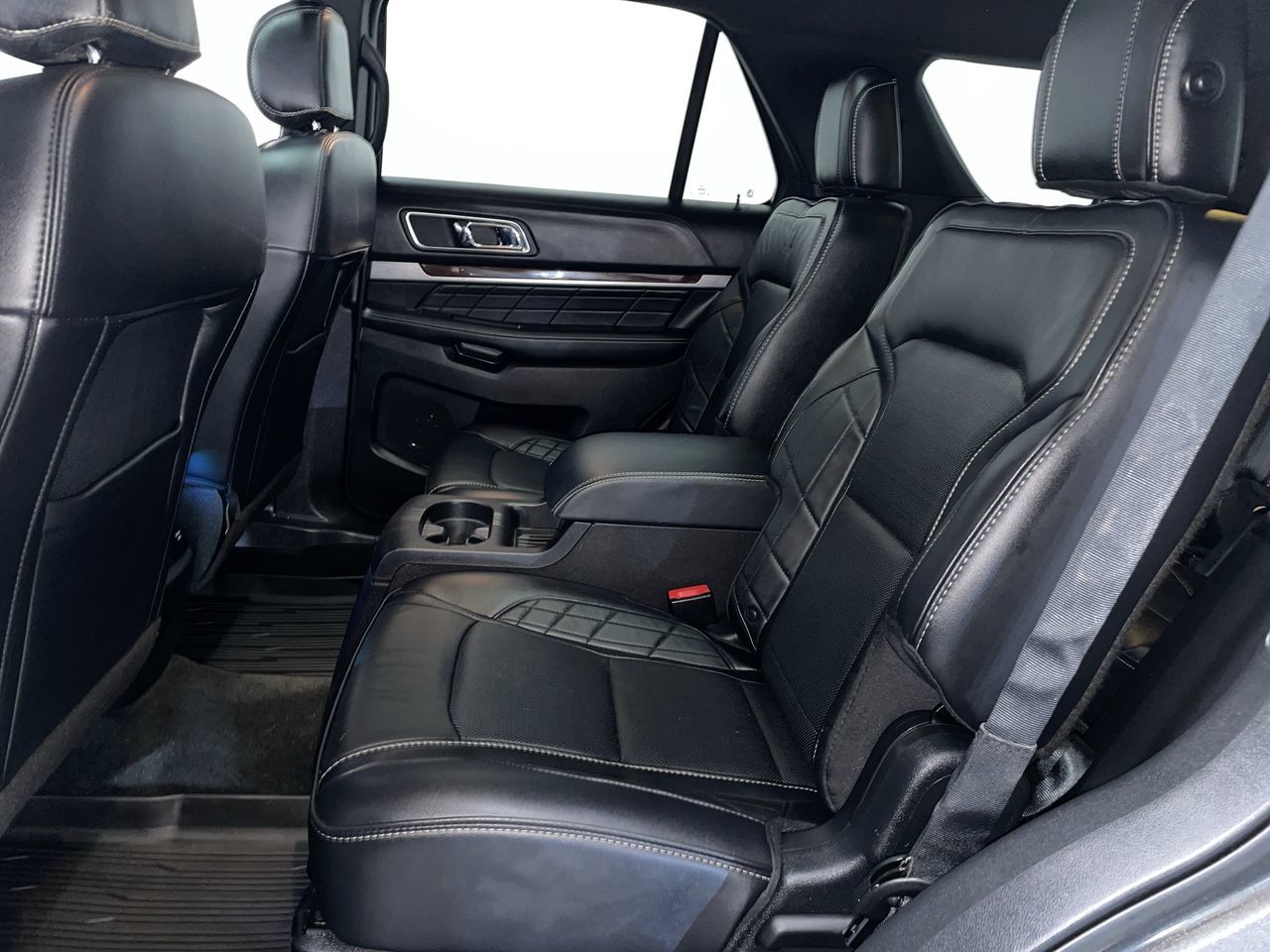2017 Ford Explorer in Vancouver, British Columbia