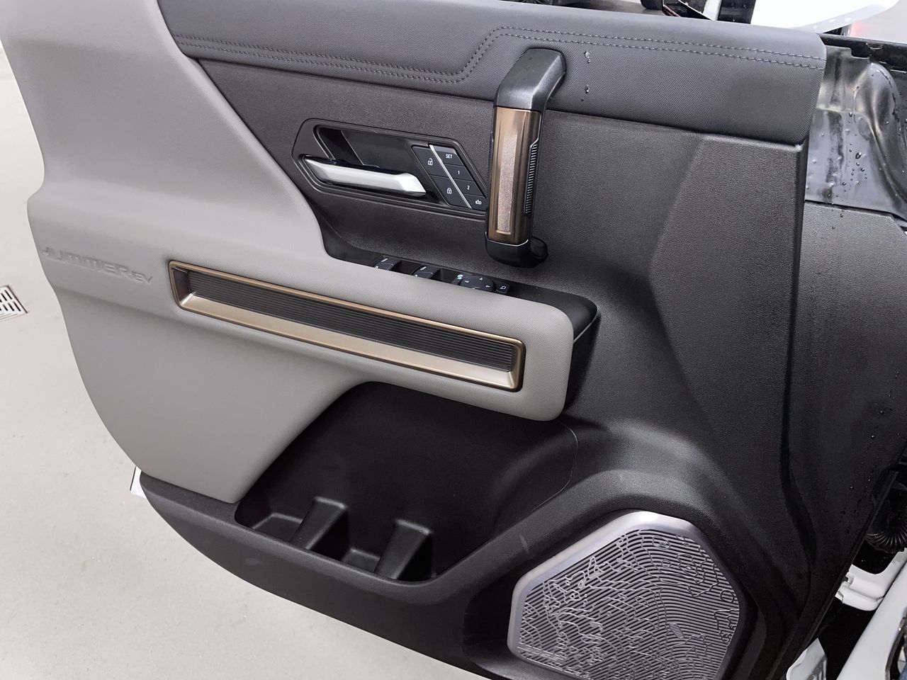 2025 GMC HUMMER EV Pickup