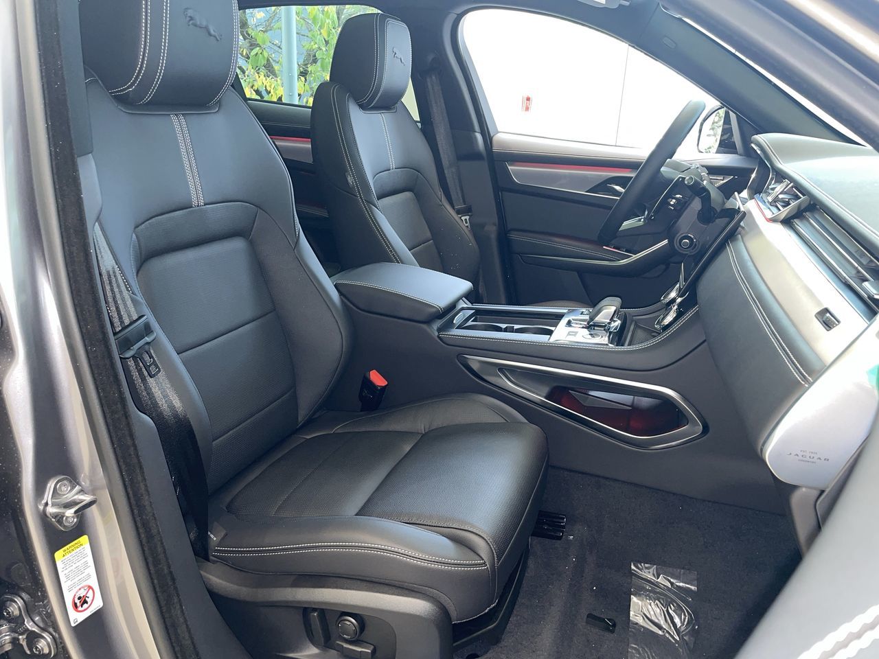 Jaguar F-PACE  2024 à Vancouver, Colombie-Britannique
