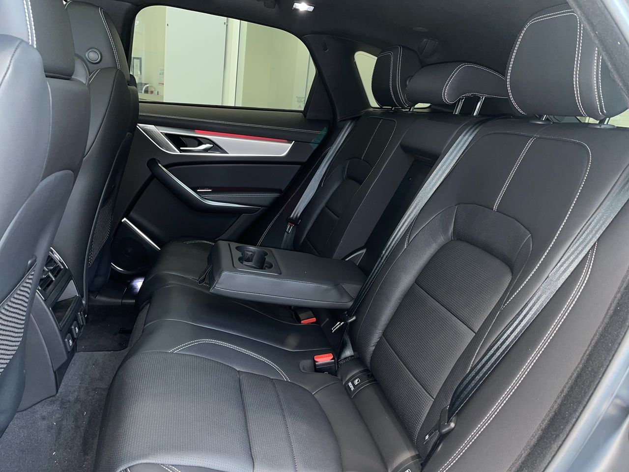 Jaguar F-PACE  2024 à Vancouver, Colombie-Britannique