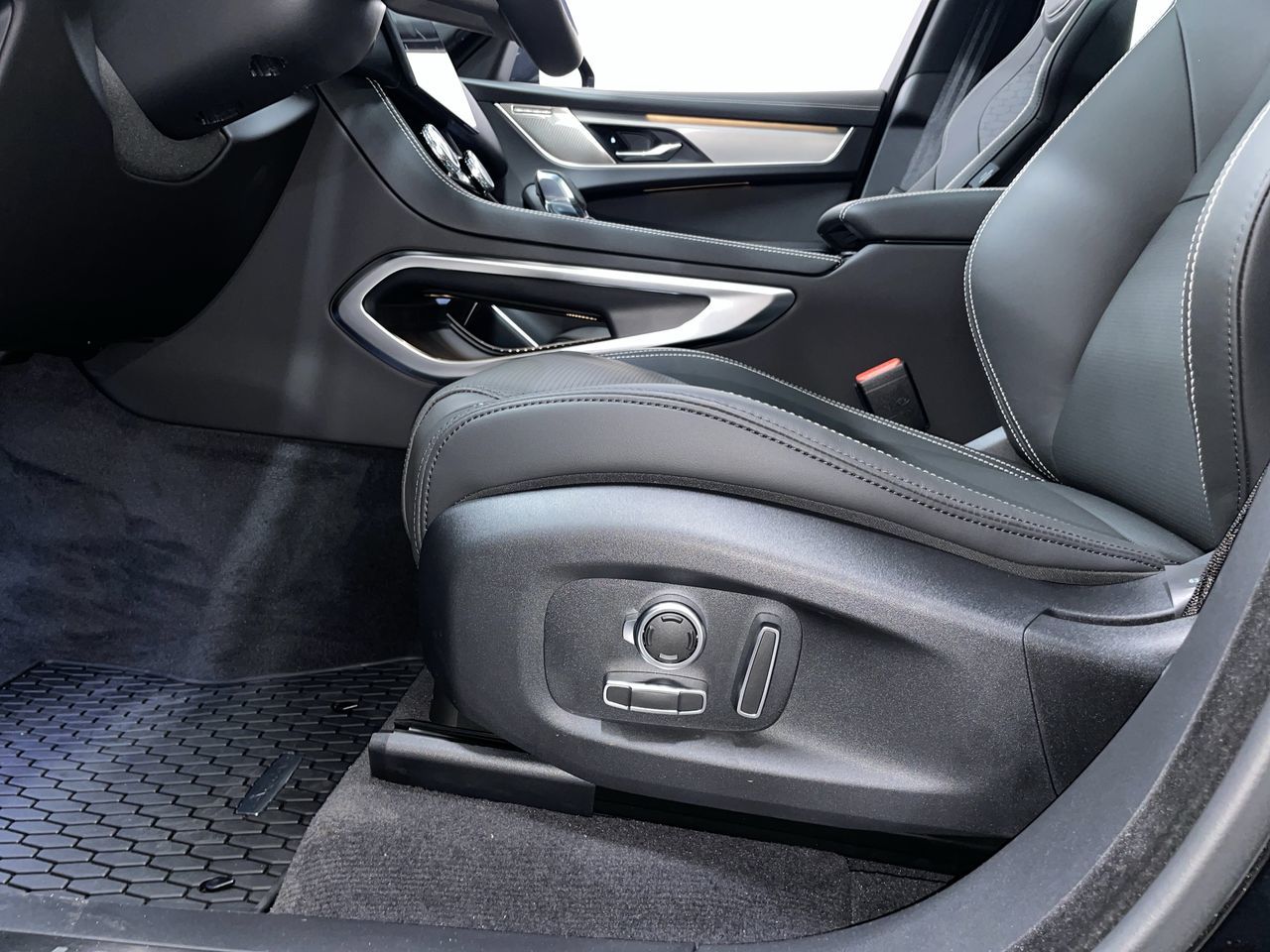 Jaguar F-PACE  2025 à Vancouver, Colombie-Britannique