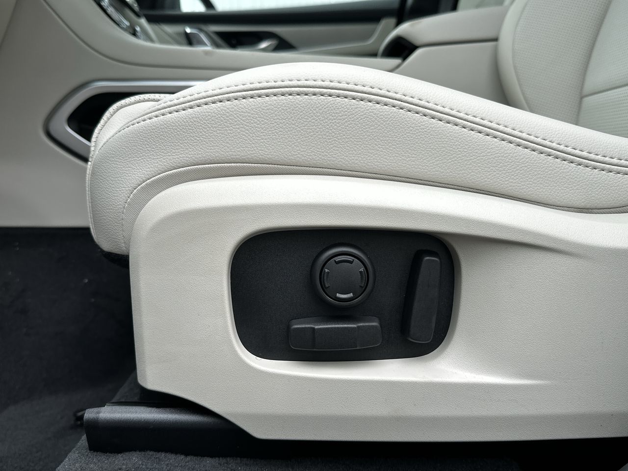 2026 Jaguar F-PACE in Vancouver, British Columbia