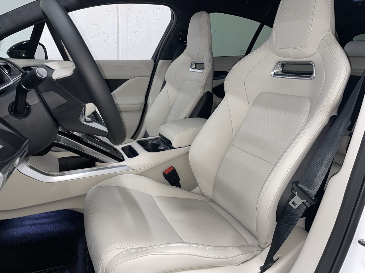 Jaguar I-PACE  2024 à Vancouver, Colombie-Britannique