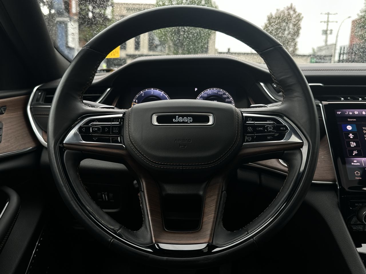 2022 Jeep Grand Cherokee