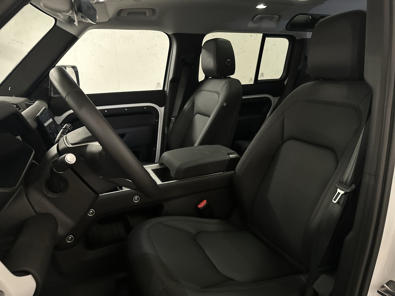 2025 Land Rover Defender 110