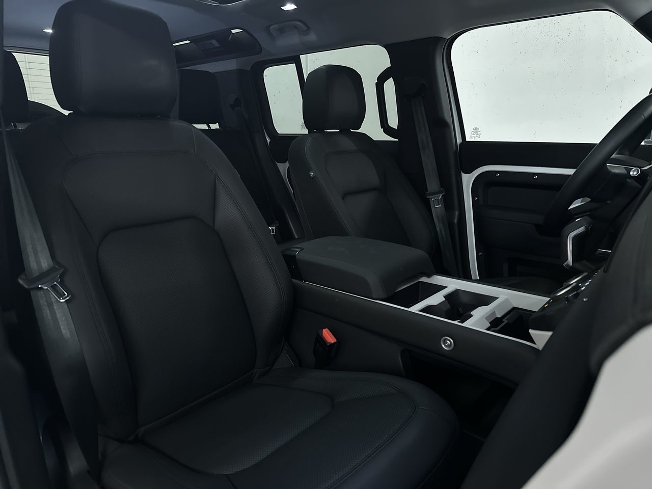 2025 Land Rover Defender 110
