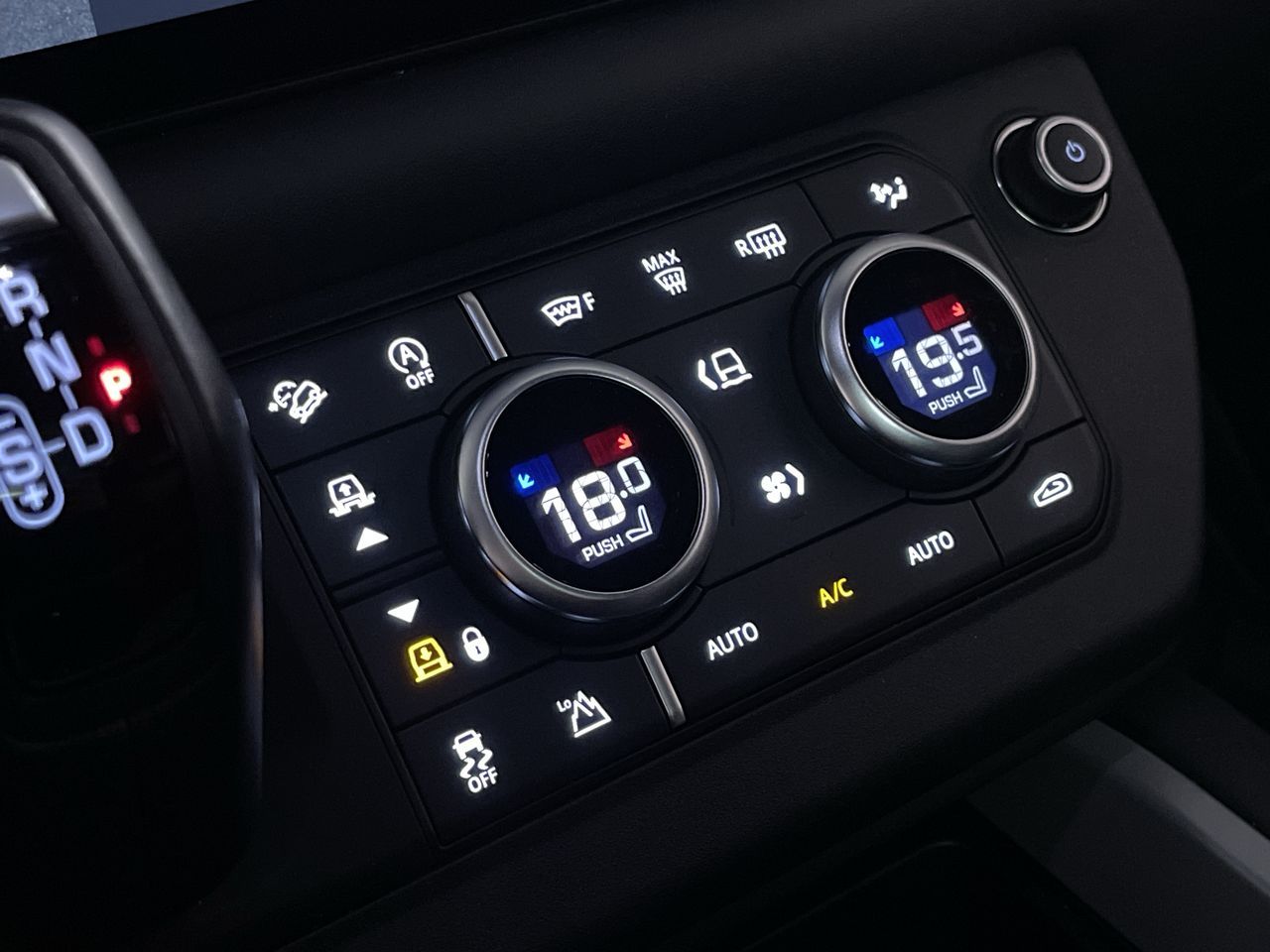 2025 Land Rover Defender