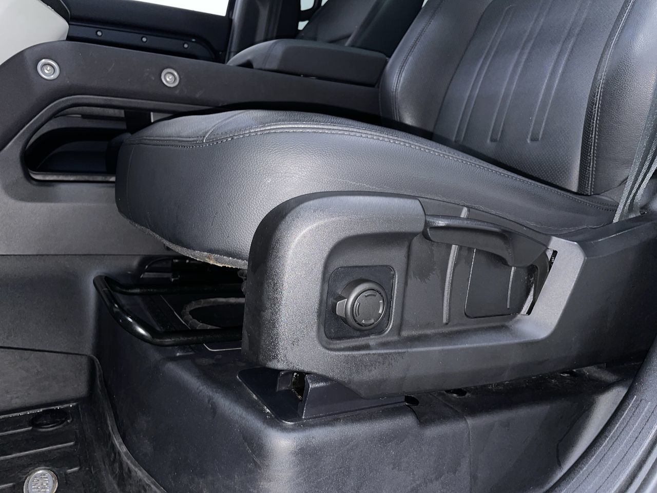 2022 Land Rover Defender
