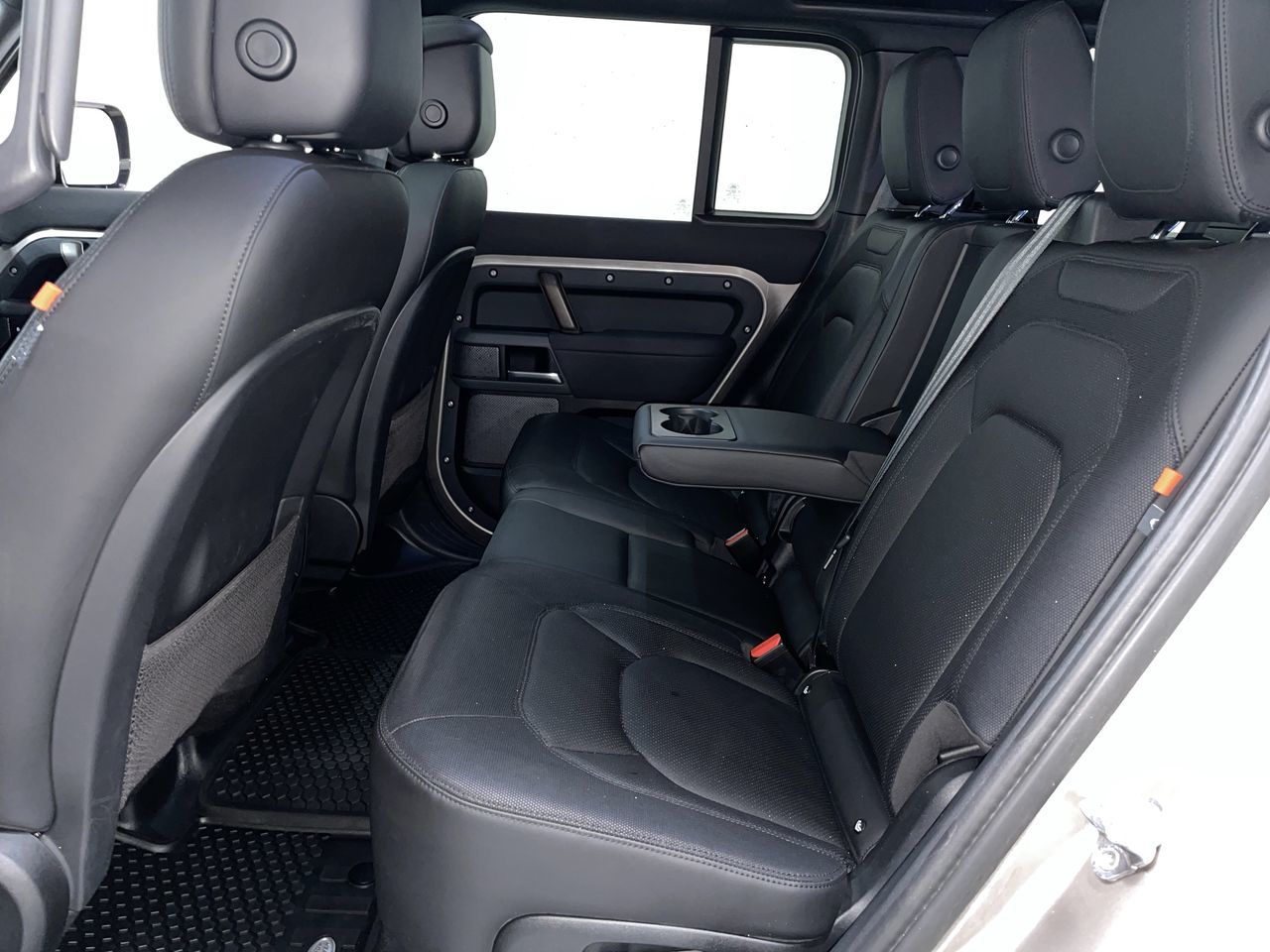 2023 Land Rover Defender in Vancouver, British Columbia