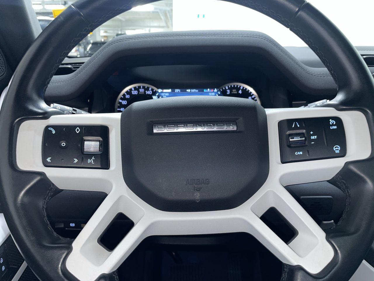 2023 Land Rover Defender