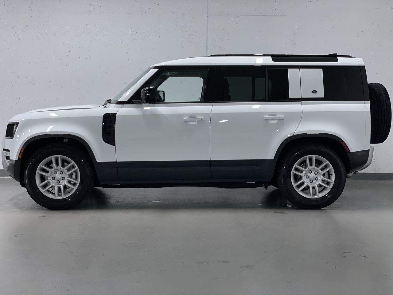 2024 Land Rover Defender