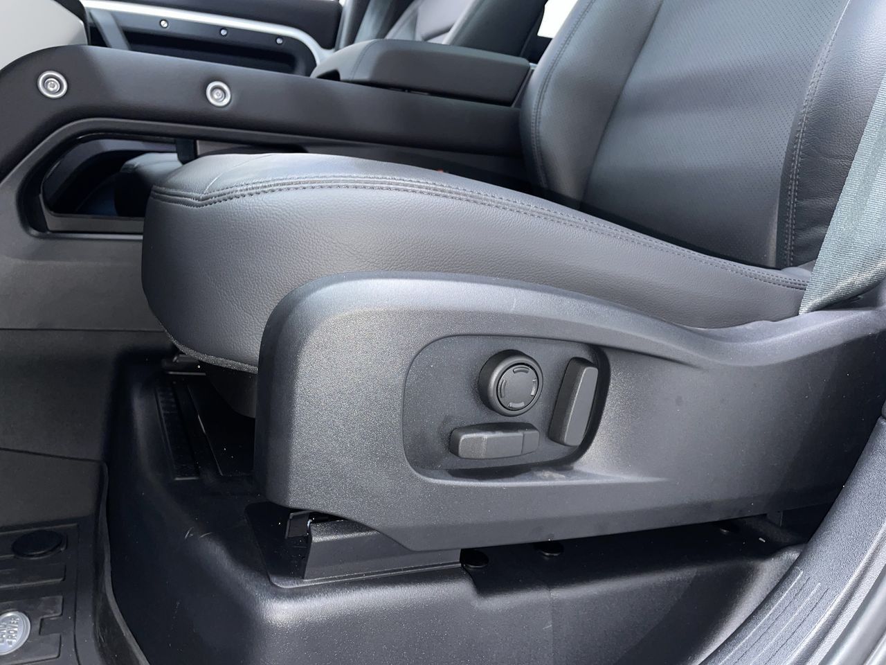 2024 Land Rover Defender