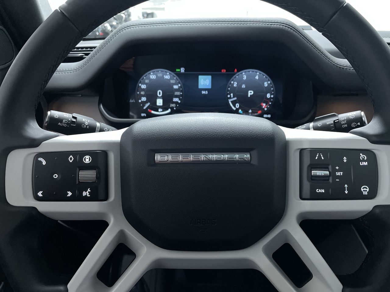 Land Rover Defender  2025 à Vancouver, Colombie-Britannique