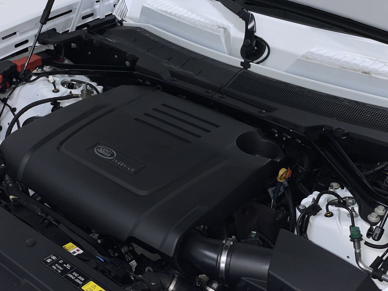2025 Land Rover Defender in Vancouver, British Columbia
