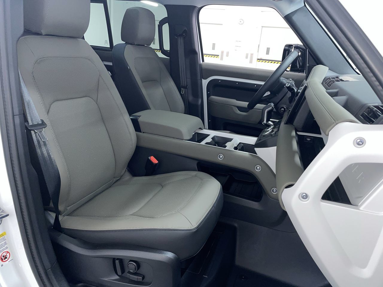 2025 Land Rover Defender