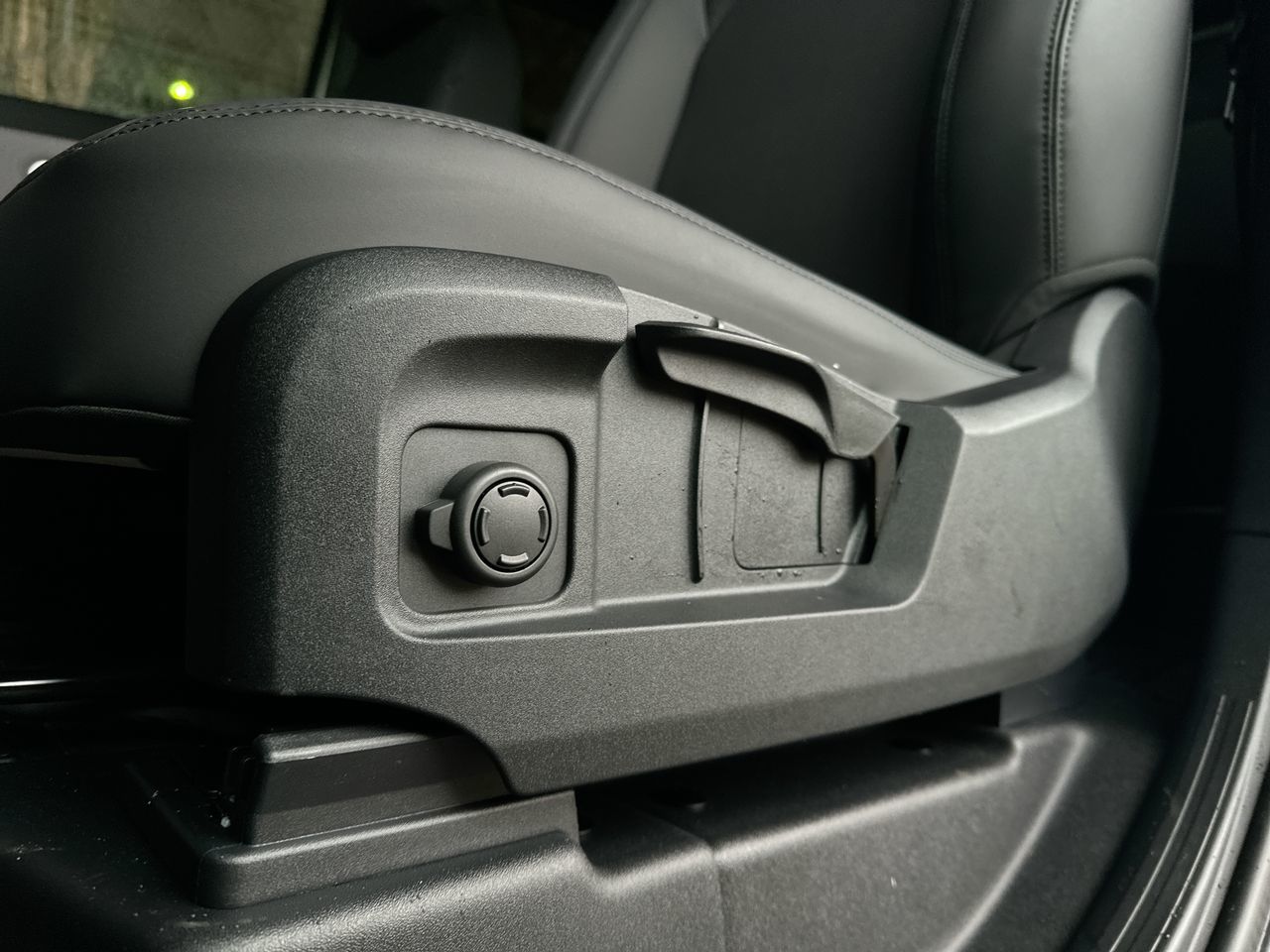 2025 Land Rover Defender in Vancouver, British Columbia