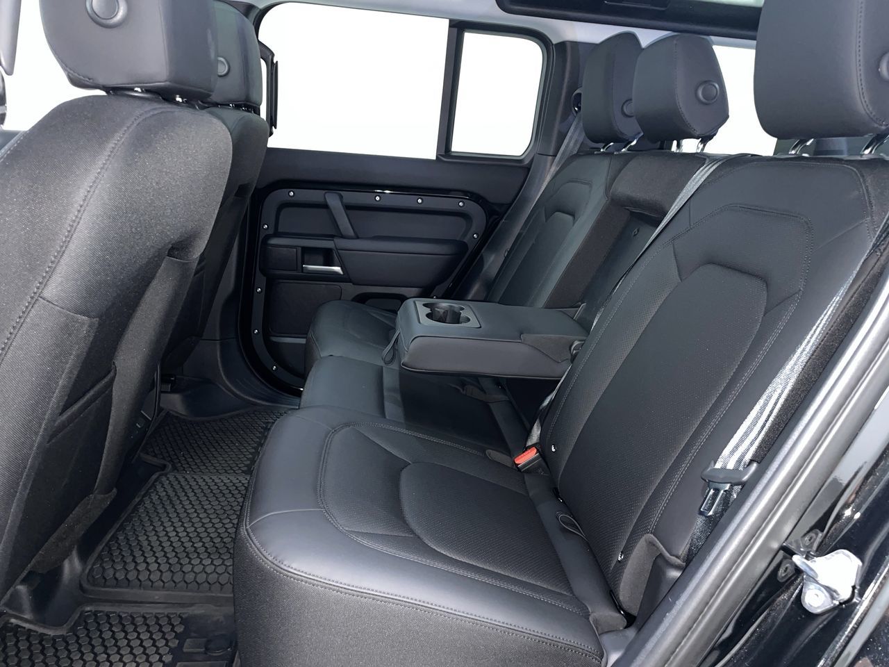 2025 Land Rover Defender 110