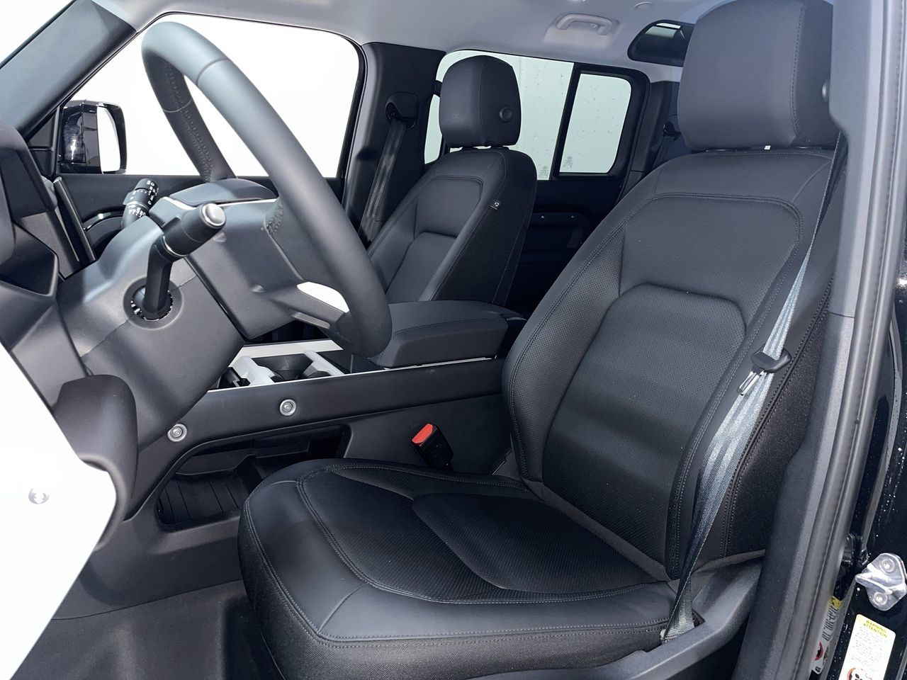 2025 Land Rover Defender 110