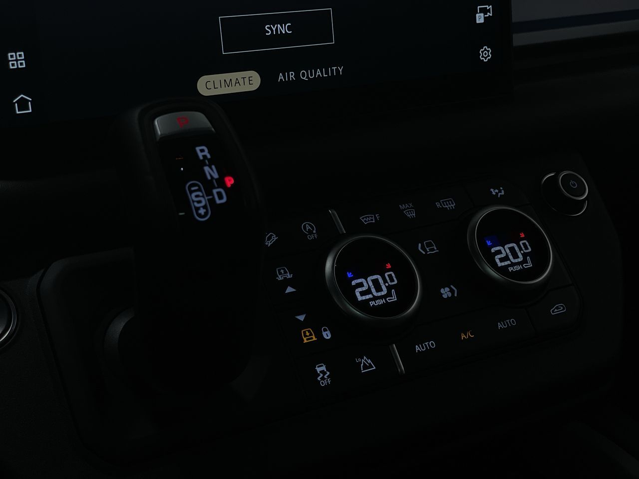 2025 Land Rover Defender