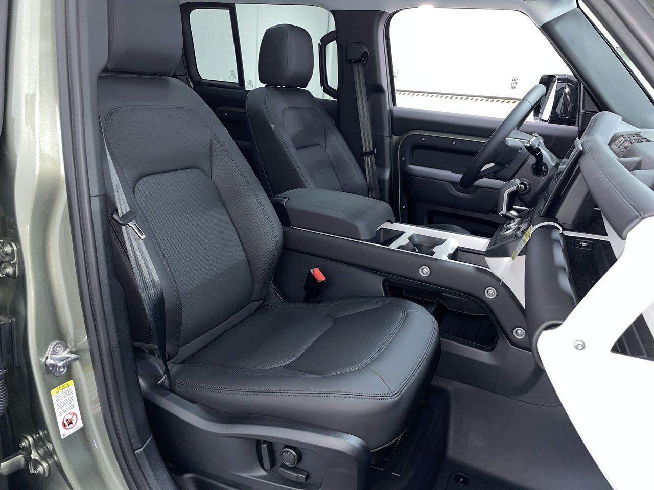 2025 Land Rover Defender