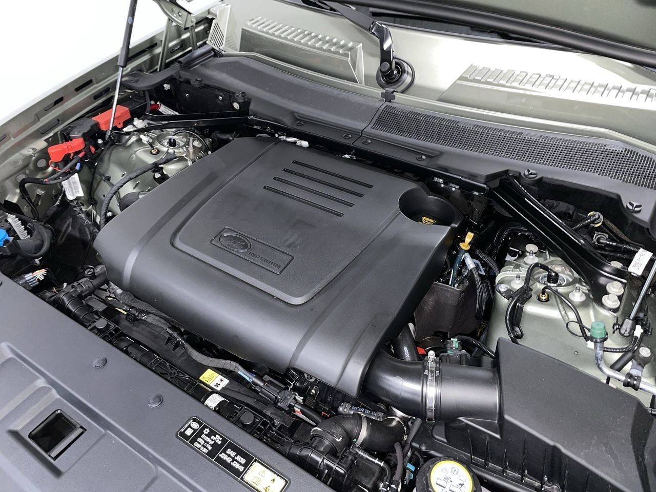 2025 Land Rover Defender