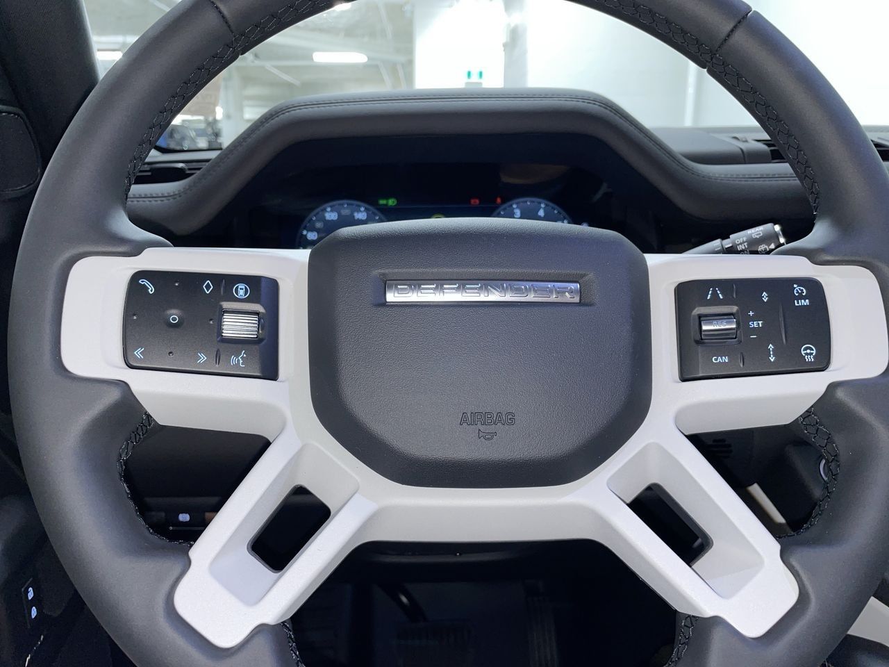 2025 Land Rover Defender