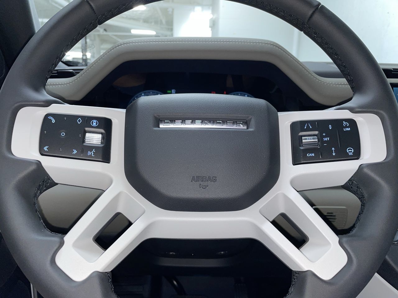 2025 Land Rover Defender