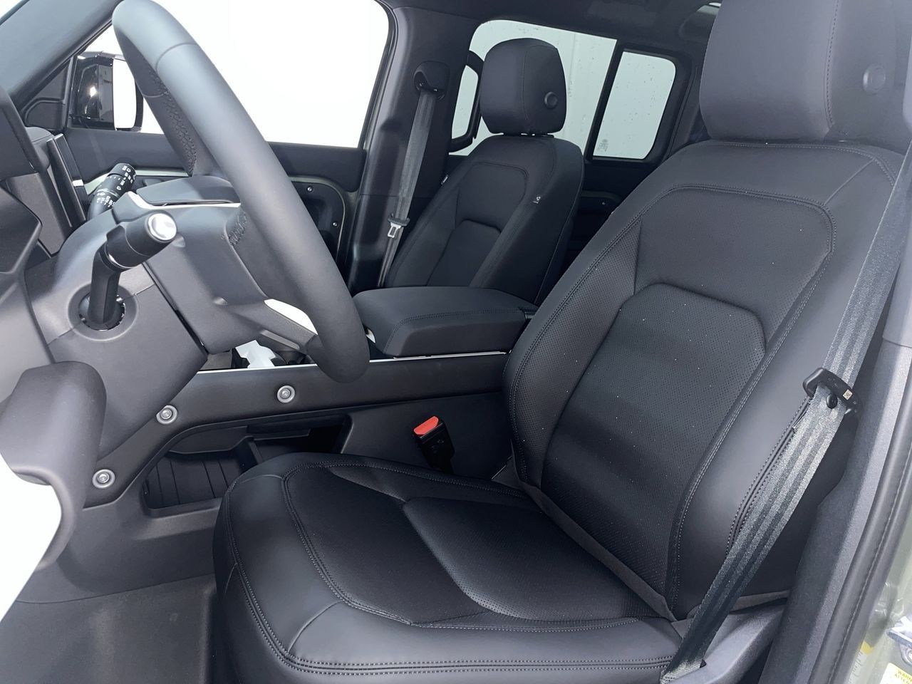 2025 Land Rover Defender