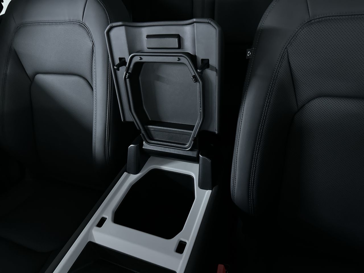 2025 Land Rover Defender 110