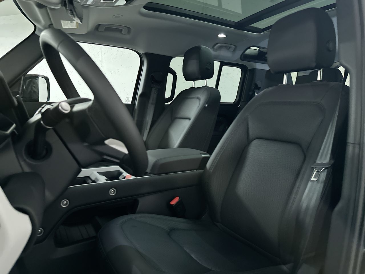 2025 Land Rover Defender