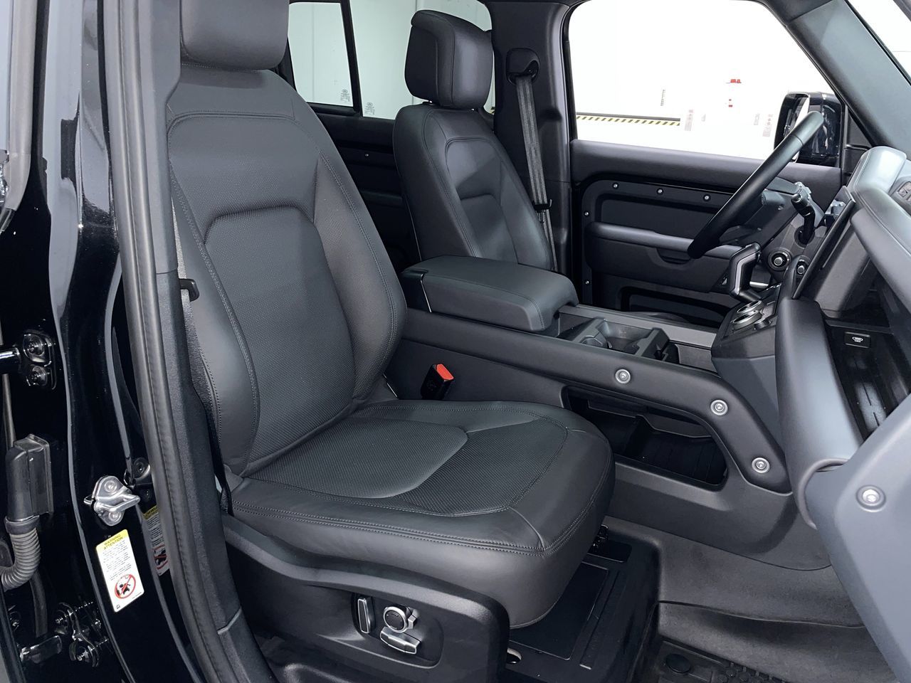 2025 Land Rover Defender