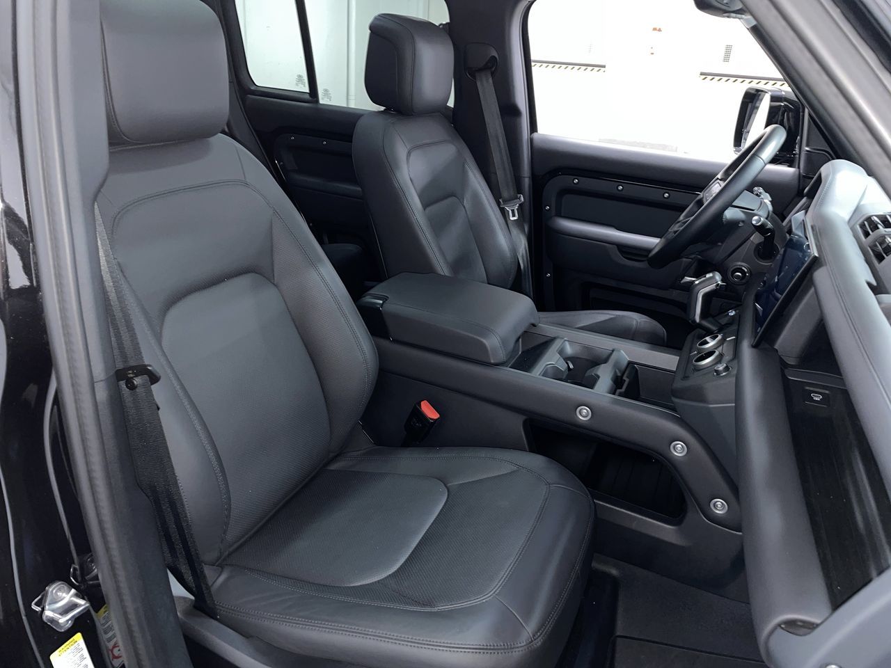 2025 Land Rover Defender