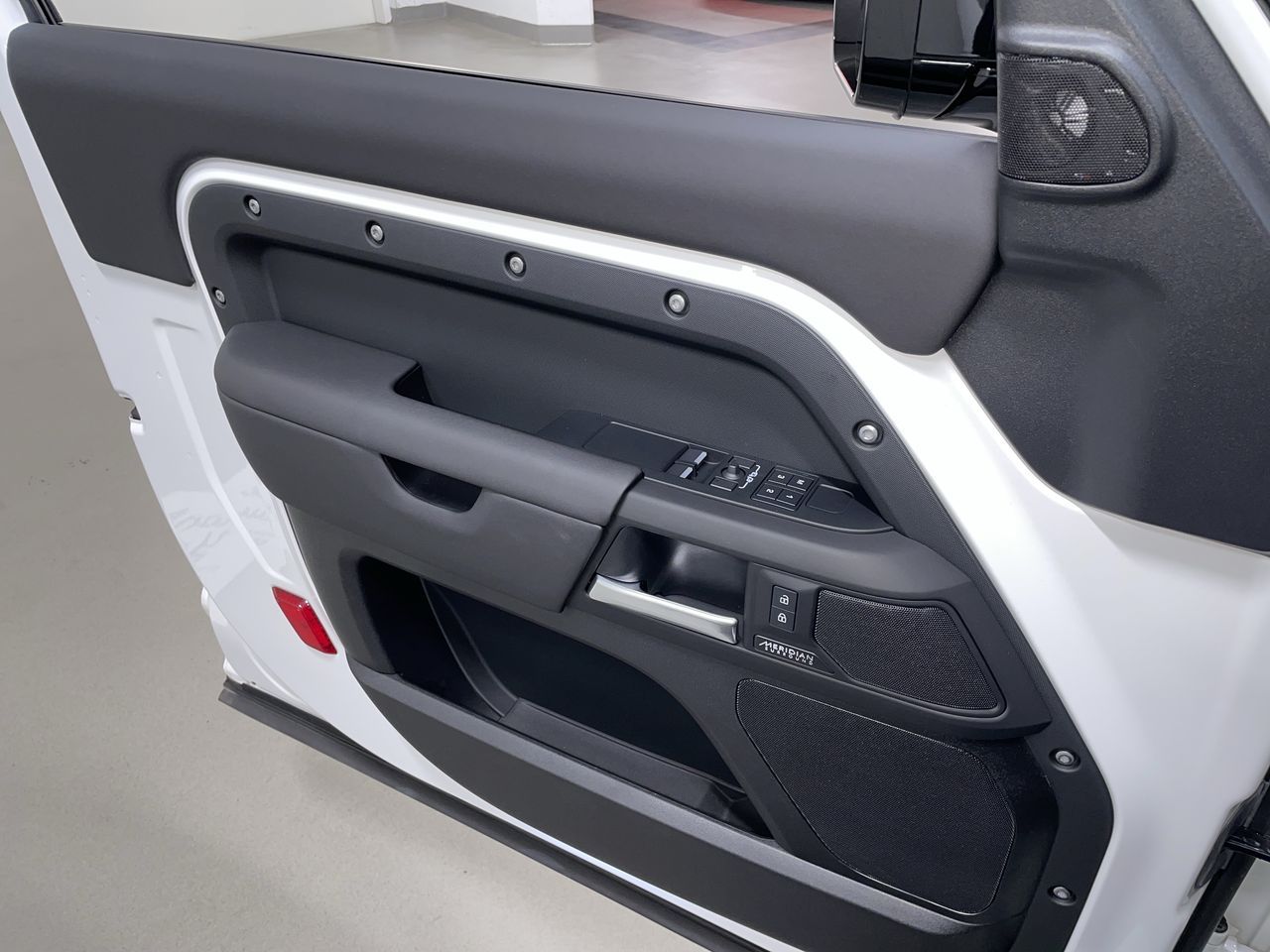2025 Land Rover Defender